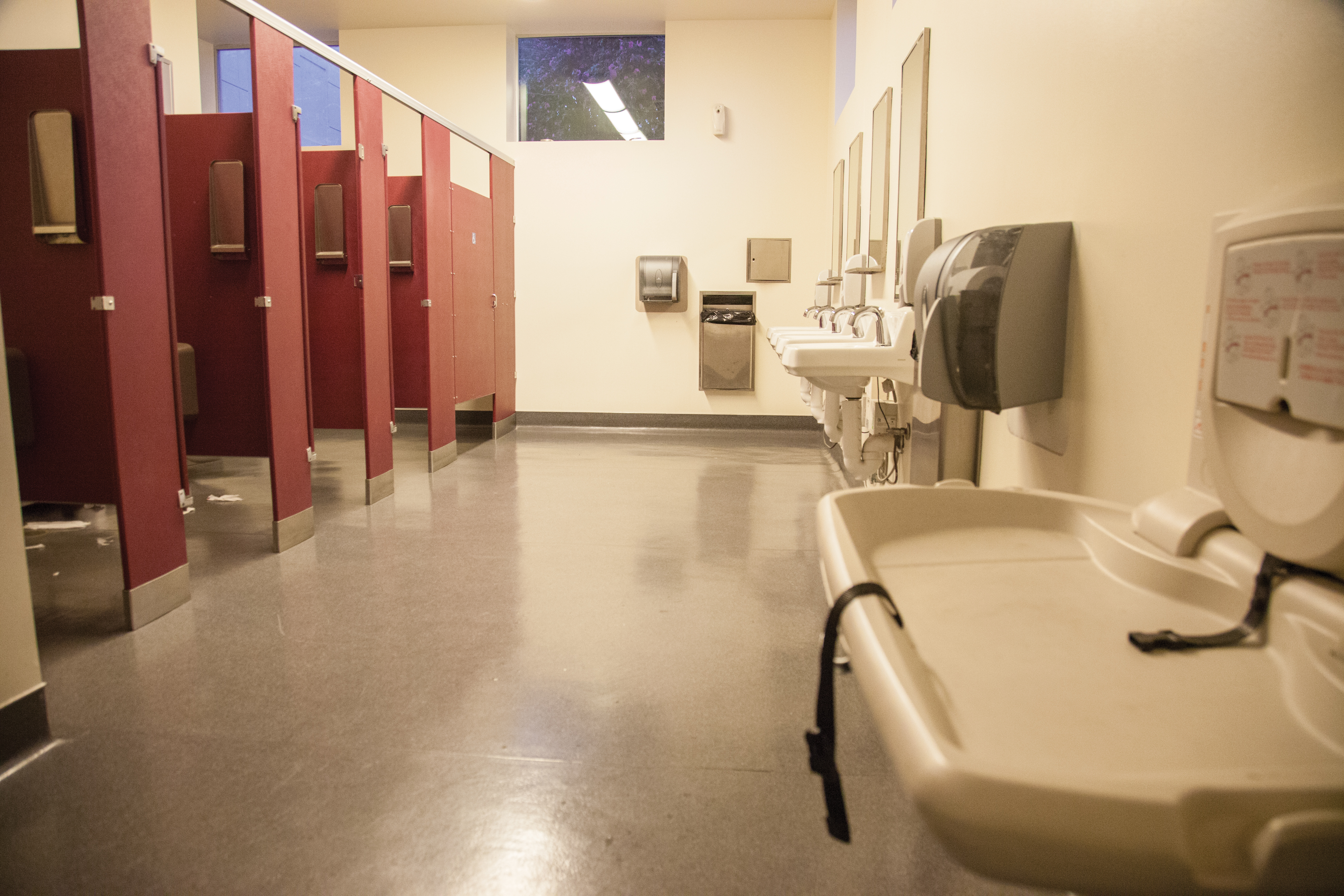 There's something captivating about the bathroom in the North Gym, from its wide-open spaces to its calming colors.