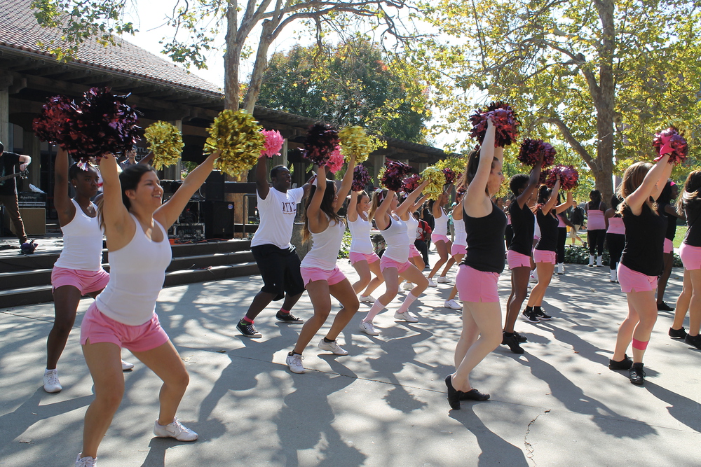 The cheer and dance team shows their support for breast cancer awareness month by wearing pink while performing for students in the City College quad.   
Alina Castillo | alinacastilloexpress@gmail.com