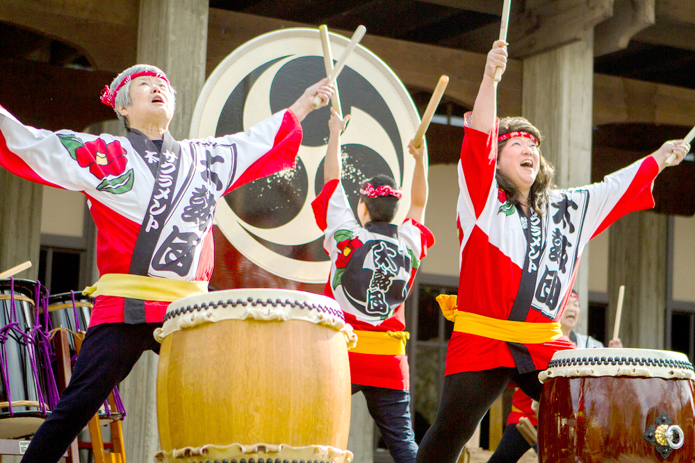 Sacramento Taiko Dan Drumming group performs onstage in the Quad Feb. 4 during the noon College Hour in celebration of Chinese New Year, Year of the Horse. Tamara M. Knox l Online Photo Editior l tmrknox@gmail.com