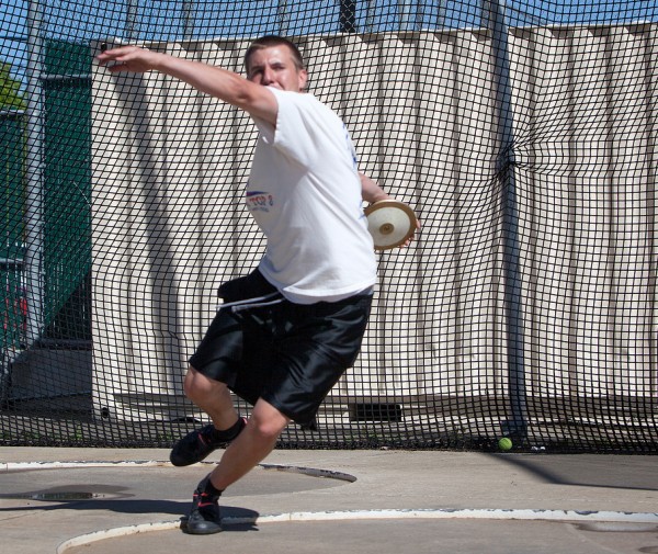 City College sophomore discus thrower Garrett Siscel practices March 10 at Hughes Stadium. Photo by Dianne Rose | Staff Photographer | dianne.rose.express@gmail.com