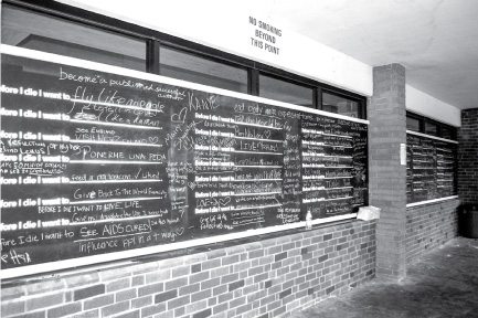 City College holds a project called, 'Before I die,' where students are allowed to write out their wish. The chalkboard is held outside of City Cafe, and the board gets erased daily. Emily Foley | Photo Editor | emmajfoley@gmail.com