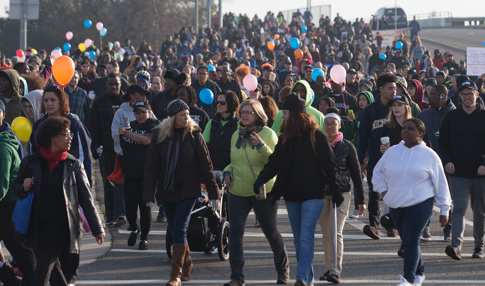 Thousands marched together for the 26th annual MLK365 march in honor of Dr. Martin Luther King Jr. The march began at Sacramento City College and ended six miles away at the Sacramento Convention Center. Vanessa S. Nelson | Photo Editor | vanessanelsonexpress@gmail.com