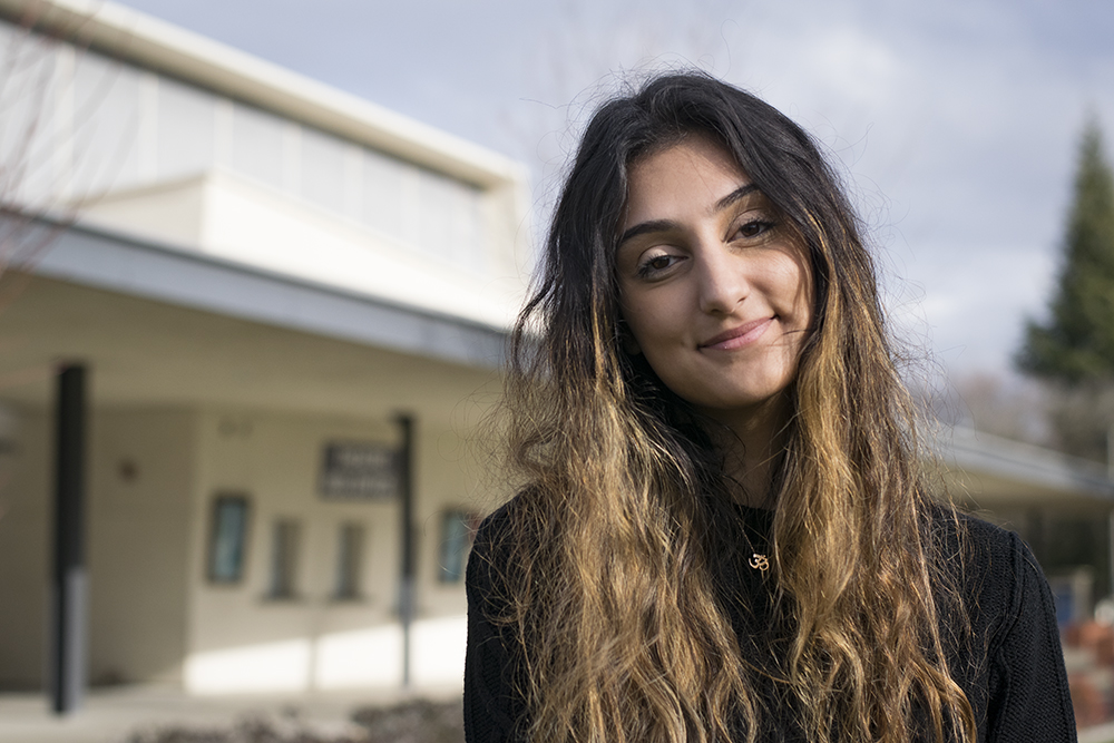 Samira Darabzand is pursuing her general education at City College as she prepares to study music in Boston. | Photo by Megan Horn | Staff Photographer | mhorn.express@gmail.com