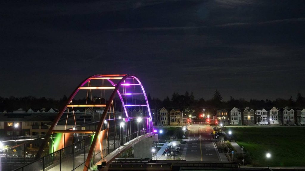 City+Snapshot%21+Sutterville+Road+Bridge+at+night