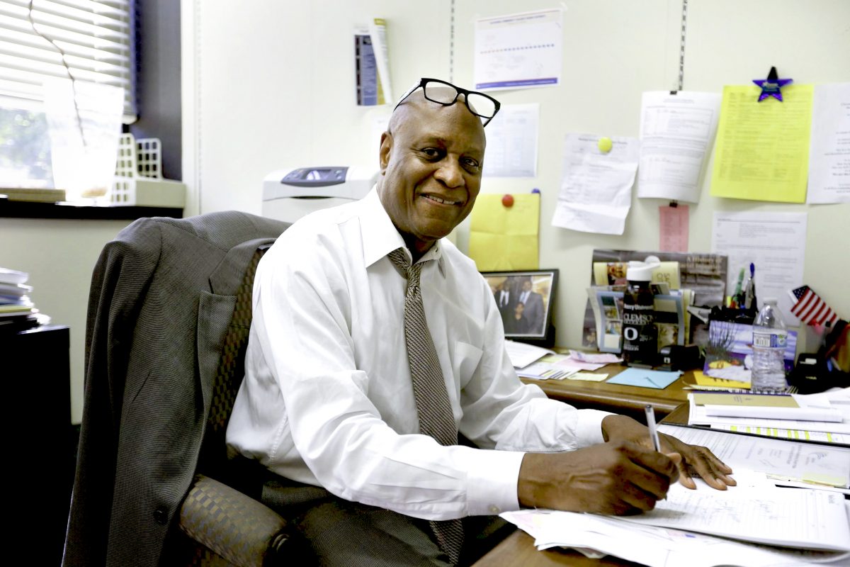 With bigger goals for higher education, Michael Poindexter to leave City College