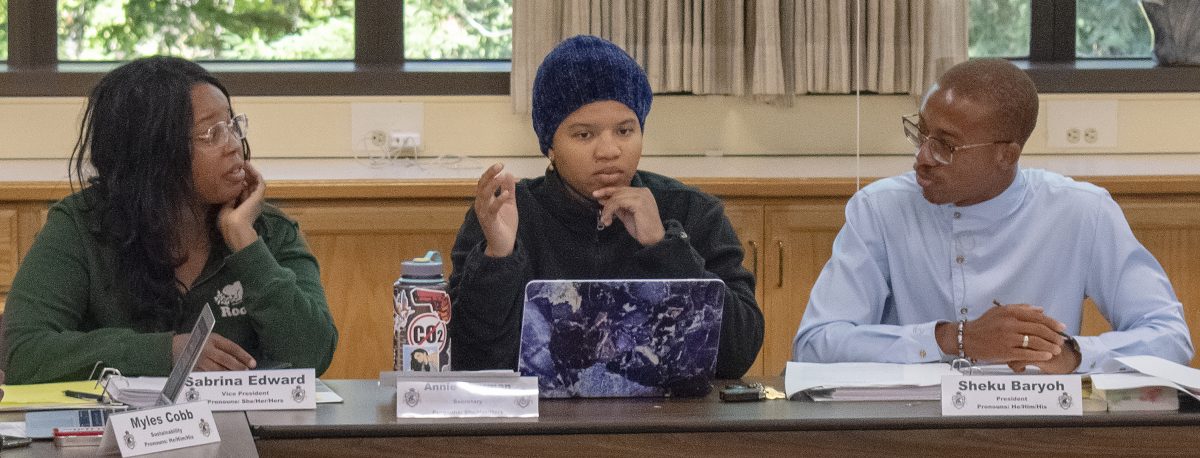 City College Student Senate Vice President Sabrina Edward (far left) and Student Senate President Sheku Baryoh (far right) get into a debate about the verbiage used to express a conflict of interest in a new amendment to the Student Associated Council Constitution in Rodda Hall North Wednesday, Oct. 2, 2019. (Denzell Washington/The Express/denzell.express@gmail.com)