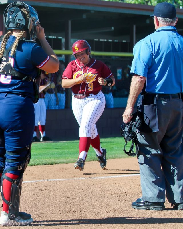 City+College+Panther+Hannah+Clavelle+runs+toward+home+with+a+smile+after+hitting+a+two-run+home+run+at+the+top+of+the+third+inning+during+a+8-0+win+against+the+Santa+Rosa+Junior+College+Bear+Cubs+on+Tuesday%2C+March+22.+Photo+Credit%3A+Diana+Martinez+%2F+dmartinez.express%40gmail.com